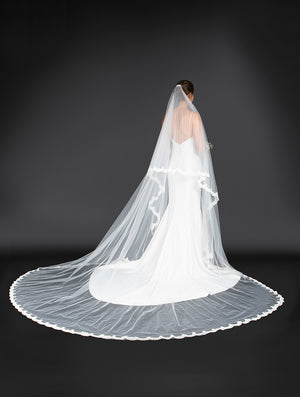 Thin Lace Edging Veil with Sequins